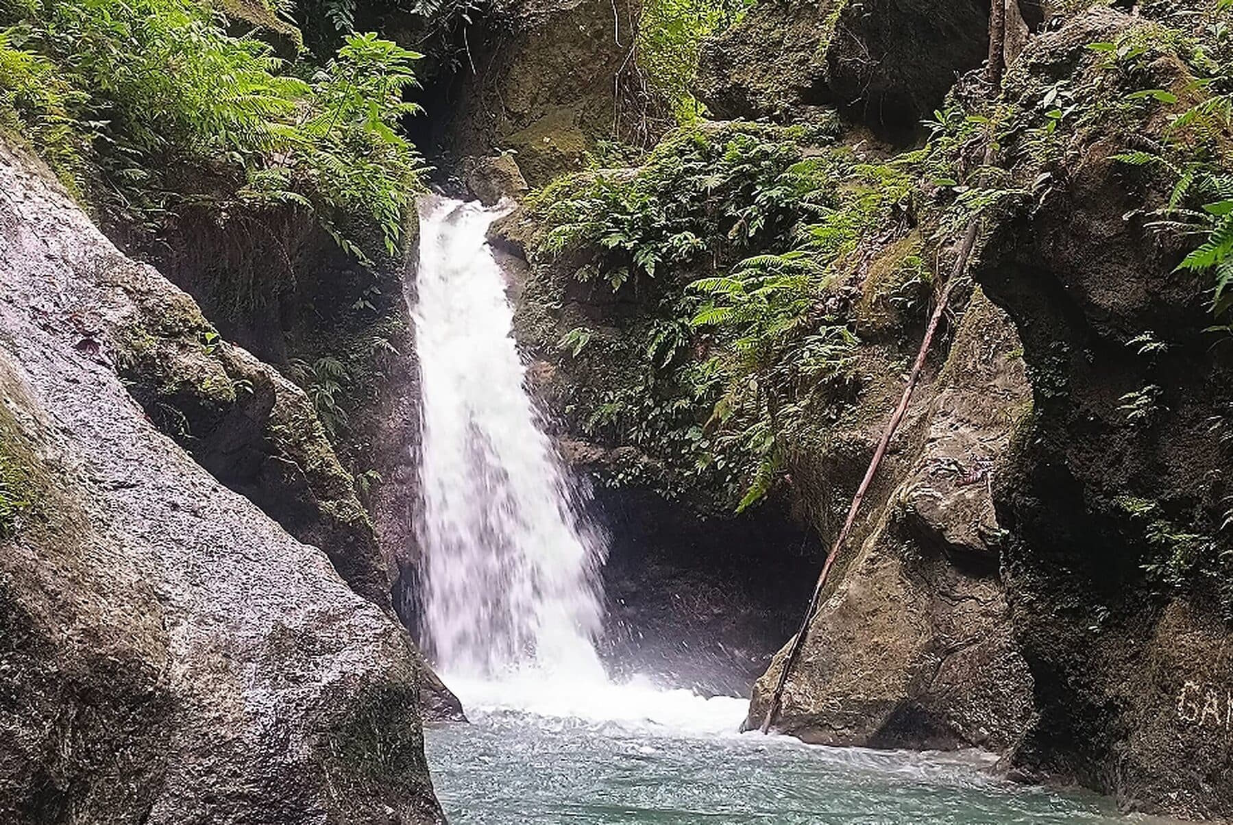 Binaliw Falls in Clarin, Bohol