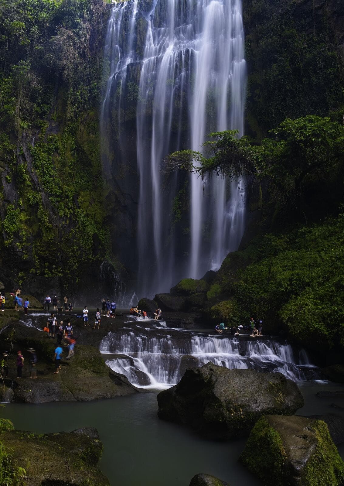 Hulugan Falls in Luisiana, Laguna